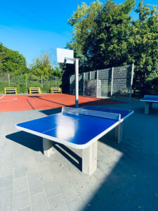 Neuer Sportbereich auf dem Schulhof