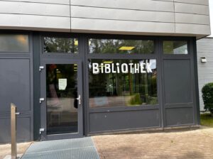 Unsere neue Bibliothek