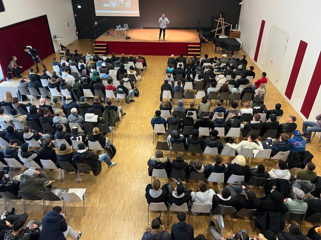 original-C875F6FA-808A-49F9-B746-181EAD5CF0BF